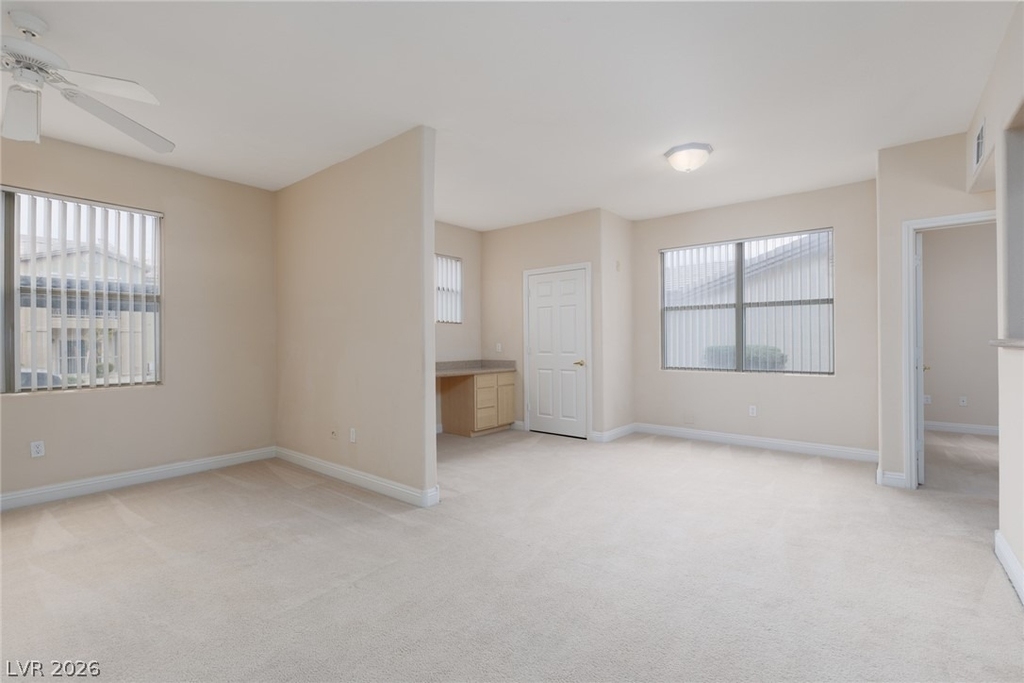 8000 Badura Avenue - Photo 6