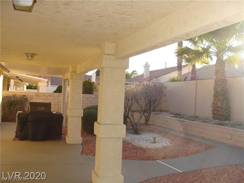 4845 Octavia Way - Photo 14