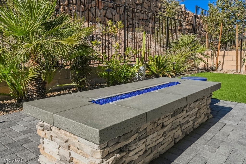 23 Cliffwater Street - Photo 49