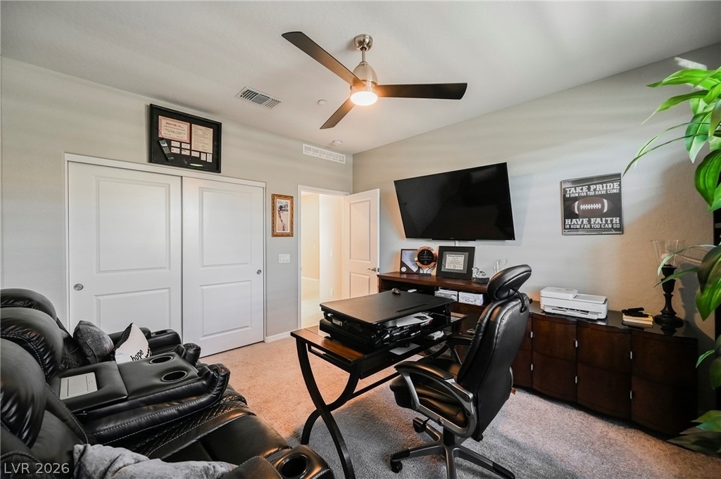 23 Cliffwater Street - Photo 36