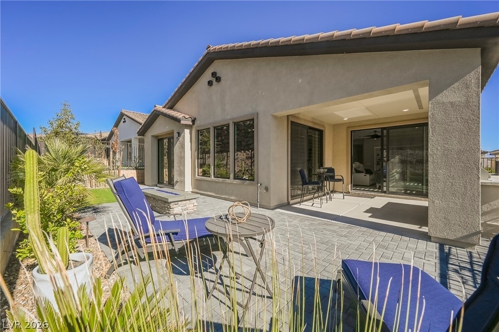 23 Cliffwater Street - Photo 48