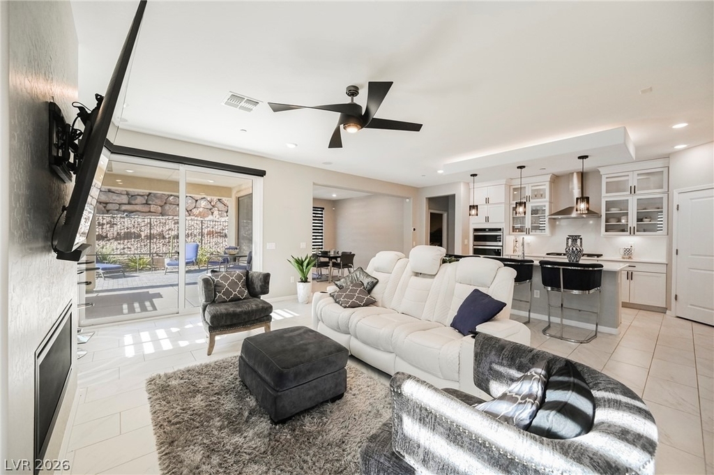 23 Cliffwater Street - Photo 10