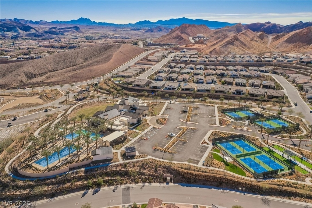 23 Cliffwater Street - Photo 67