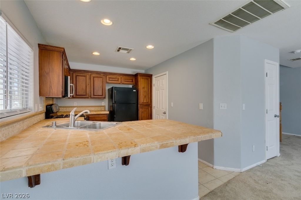 8433 Spencer Canyon Street - Photo 23