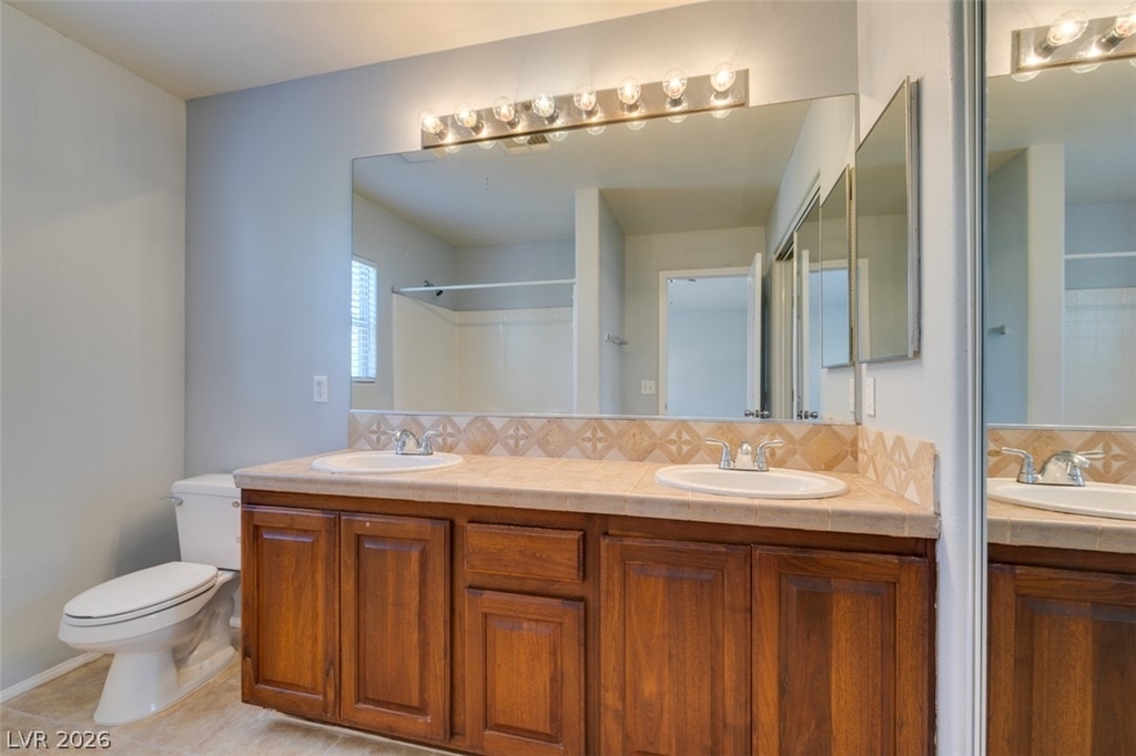 8433 Spencer Canyon Street - Photo 4