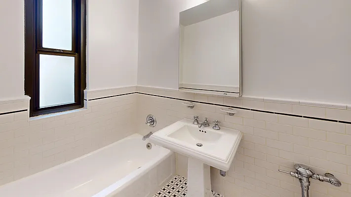 141 East 56th Street - Photo 6