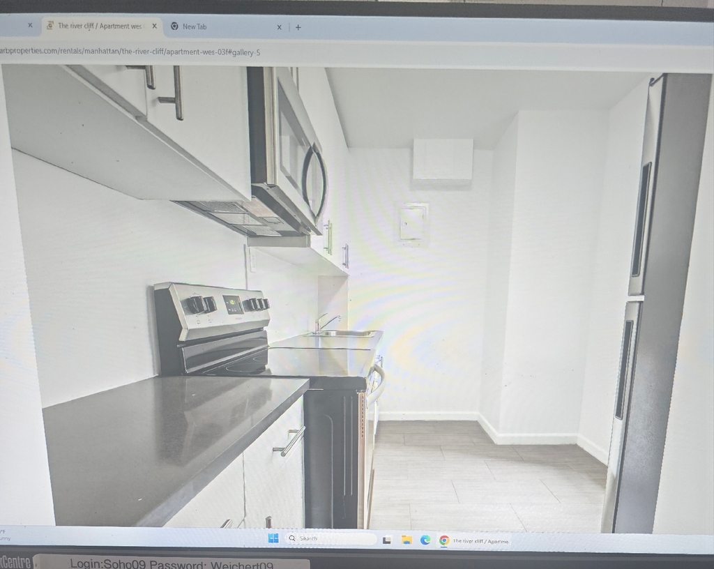 628 West 151st Street - Photo 9