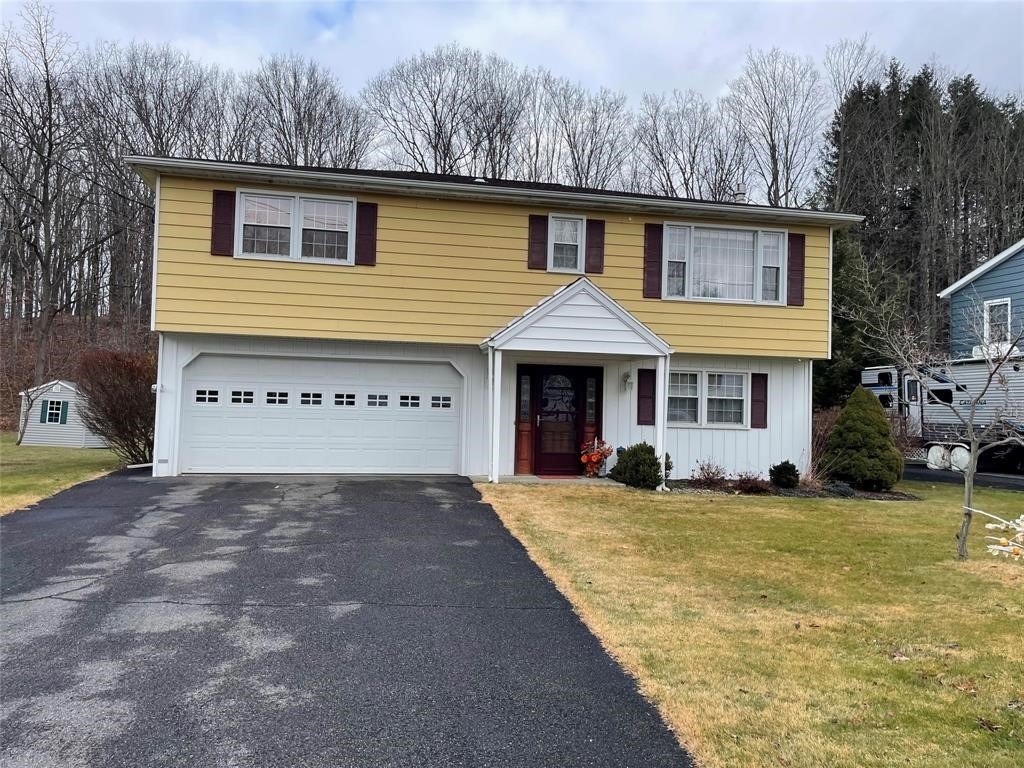 113 Sandy Drive - Photo 1