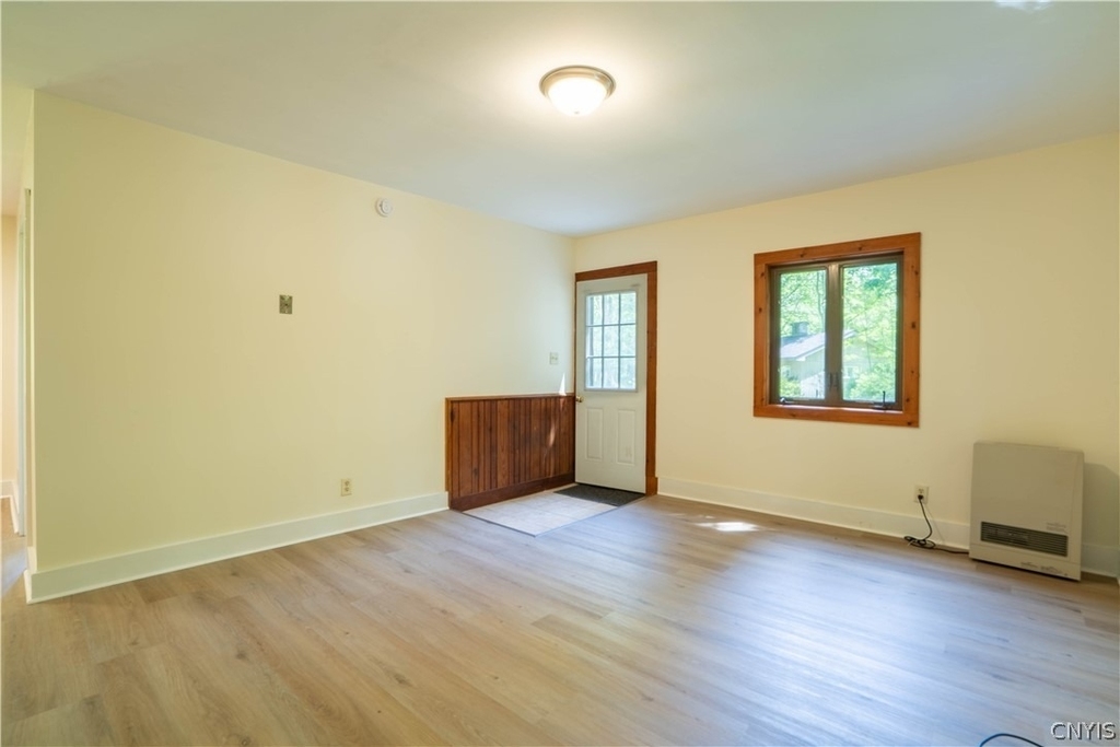 7481 Hoffman Road - Photo 5
