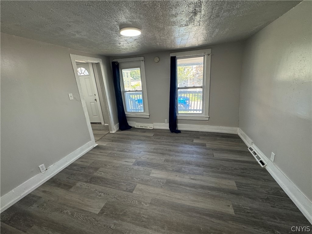 108 Gold Street - Photo 5