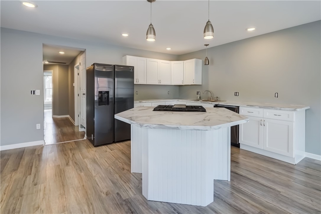 38 Tracy Street - Photo 4