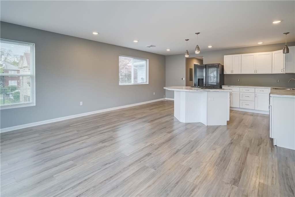 38 Tracy Street - Photo 3