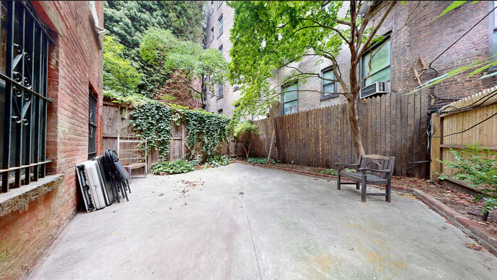322 2nd Avenue - Photo 1