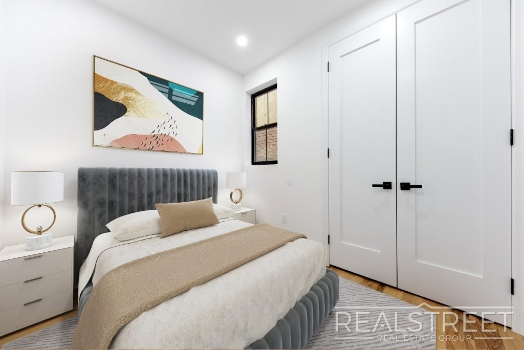 310 Linden St - Photo 10