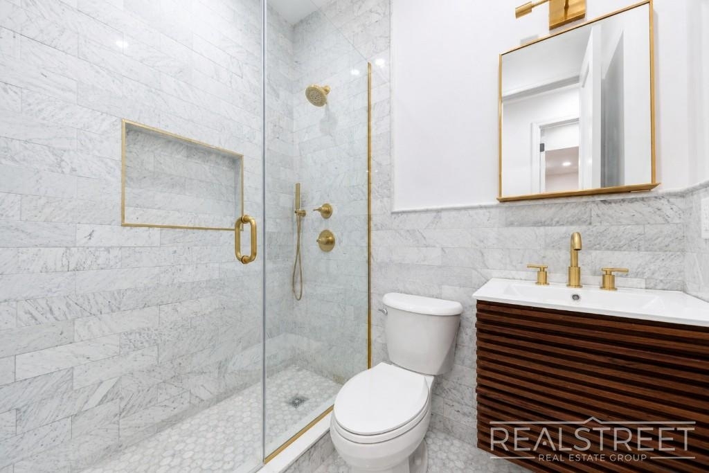 310 Linden St - Photo 8