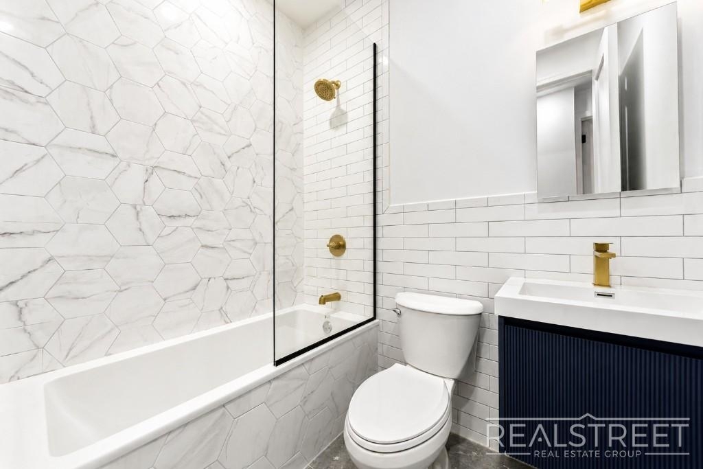 310 Linden St - Photo 6