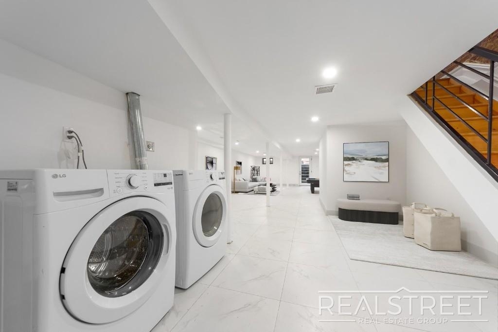 310 Linden St - Photo 6
