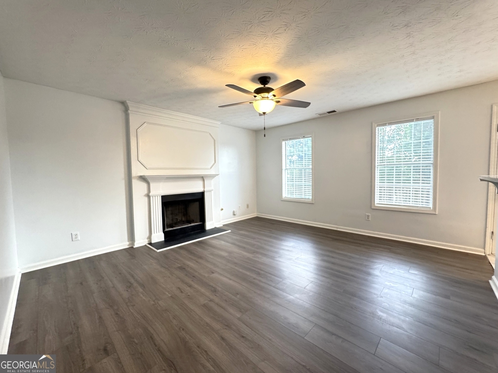 2121 Silva Court - Photo 6