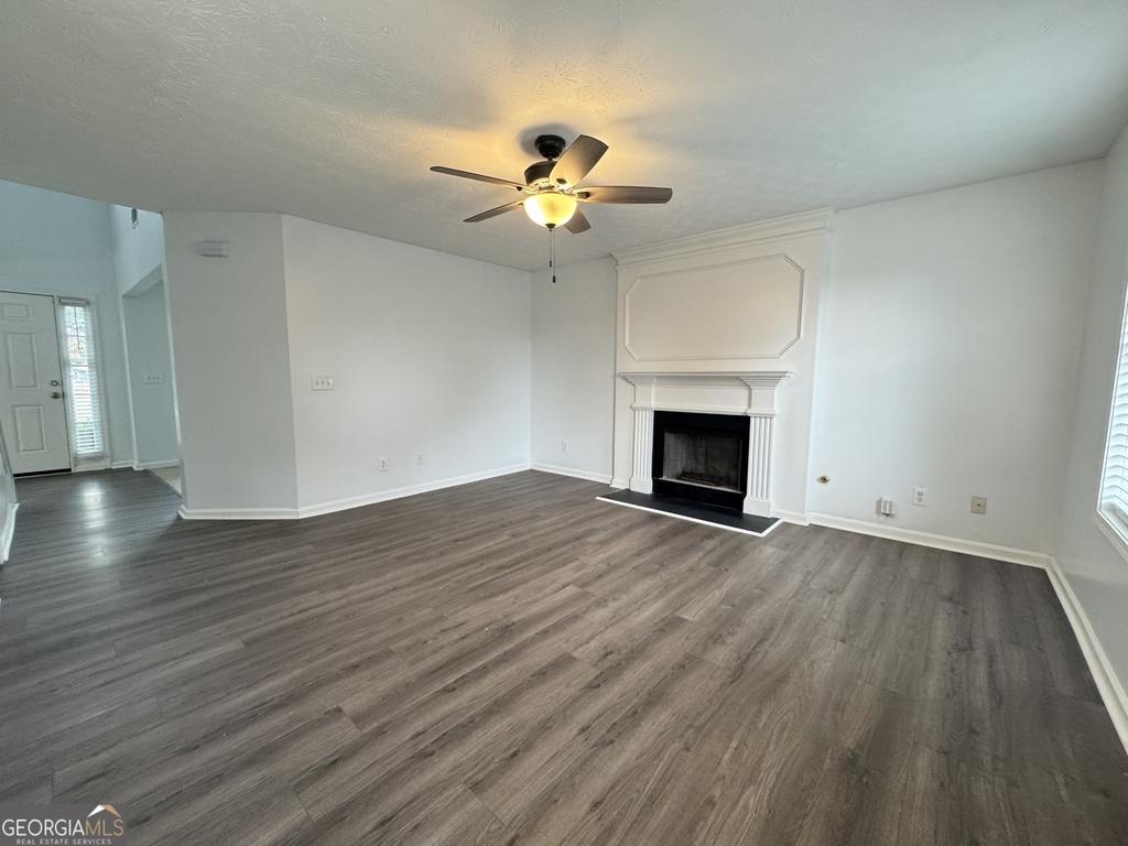 2121 Silva Court - Photo 5