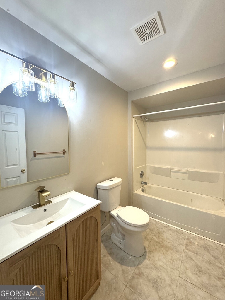2121 Silva Court - Photo 30