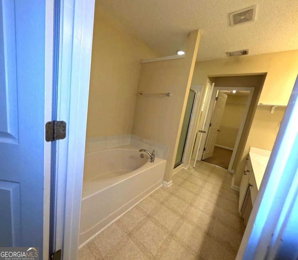 4132 Royal Regency Circle Nw - Photo 7
