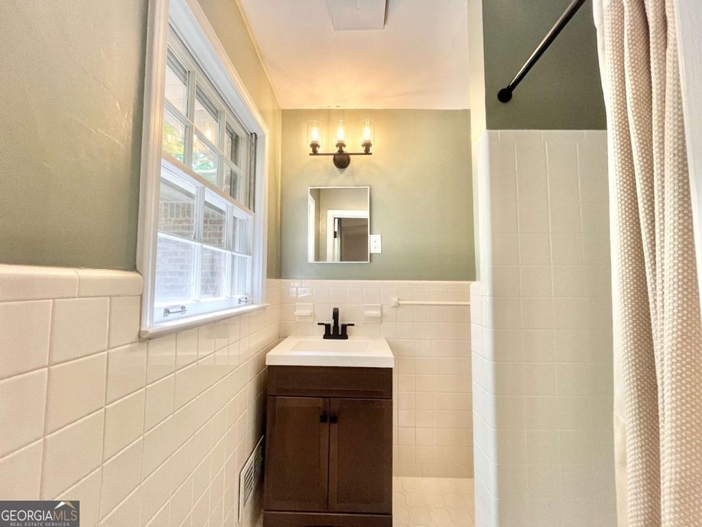 3154 Barkside Court - Photo 18