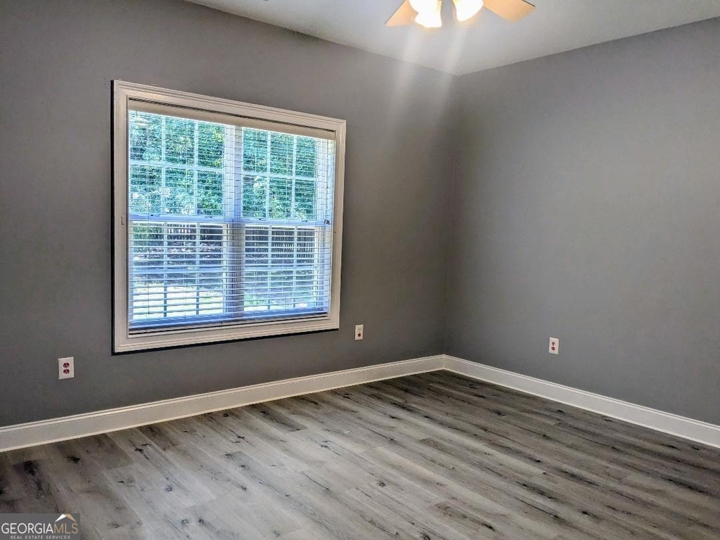 110 Lyndhurst Way - Photo 23