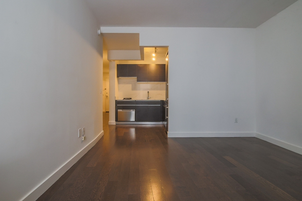 116 John Street - Photo 2