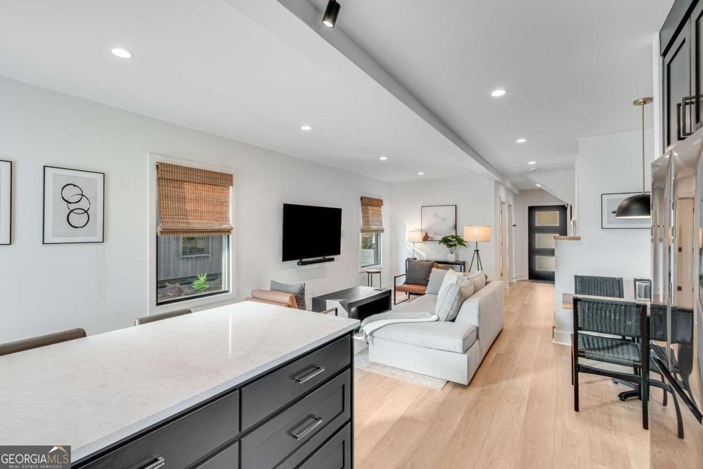 773 Bradford Street - Photo 8