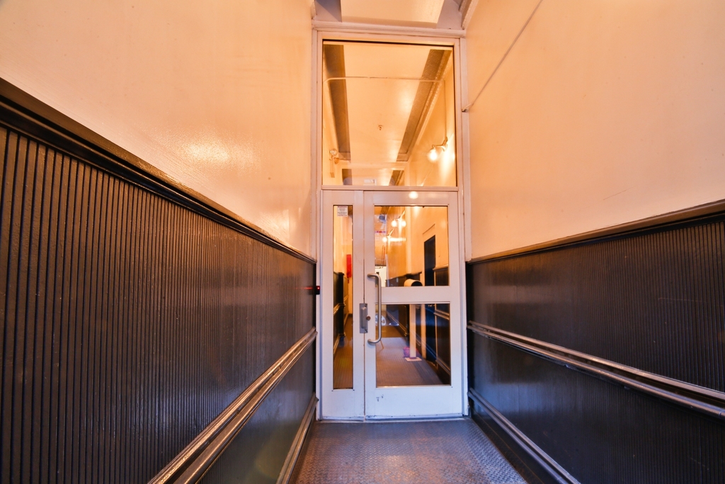 47 Ann Street - Photo 8