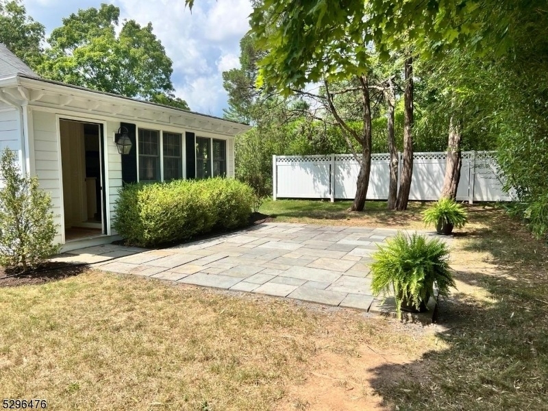 1531 Larger Cross Rd - Photo 10