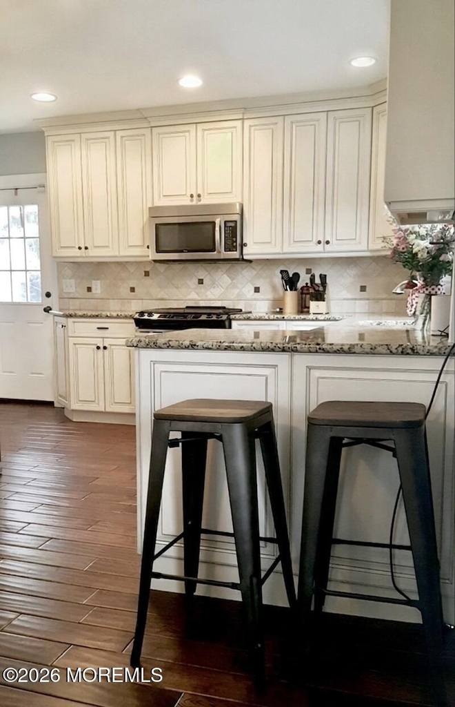 625 Brooklyn Boulevard - Photo 2