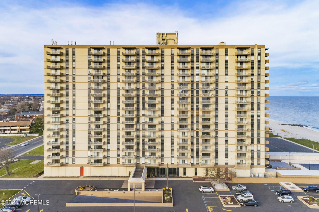 787 Ocean Avenue - Photo 16