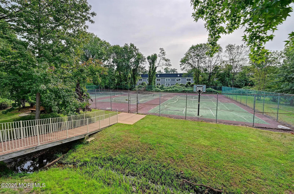 13 Helene Court - Photo 18