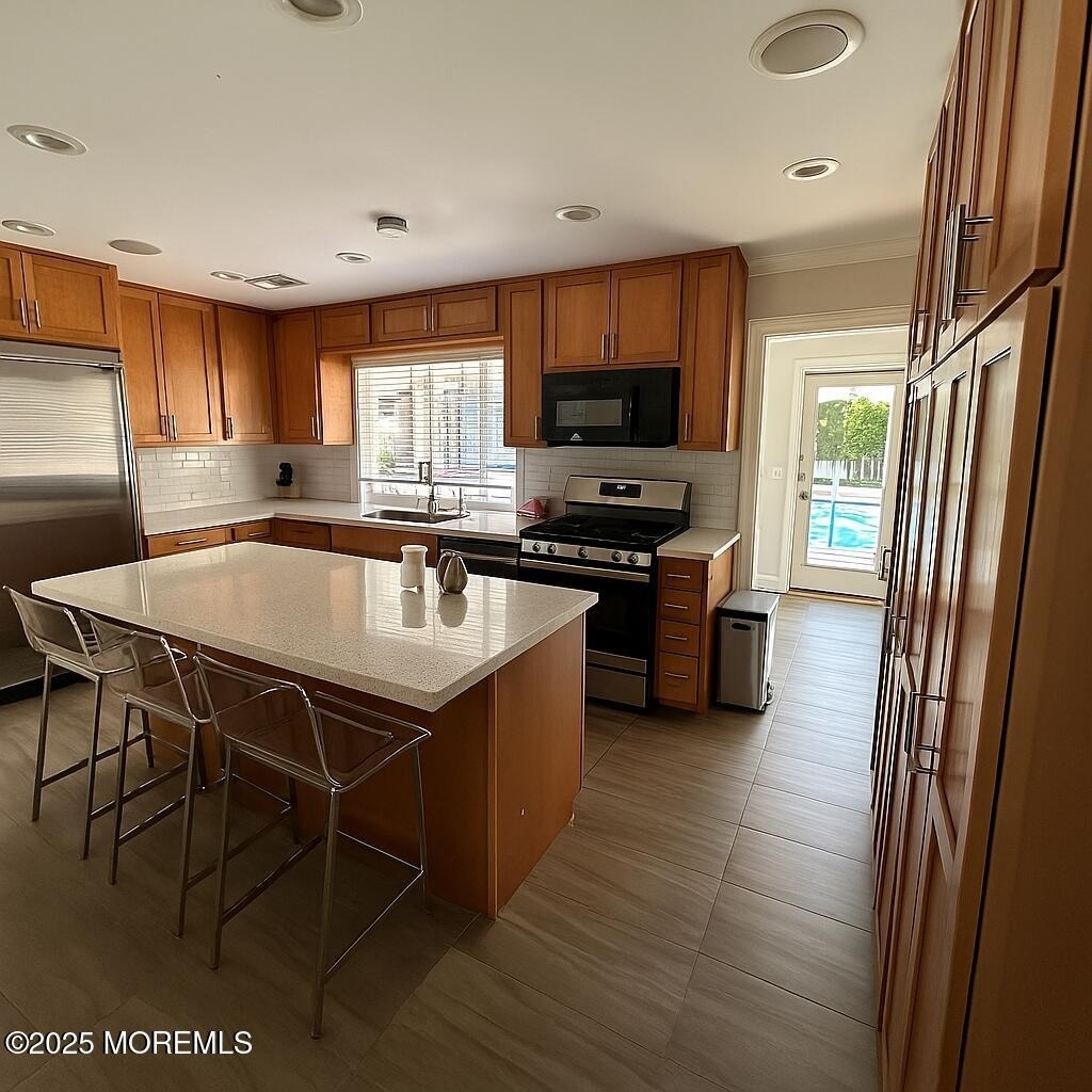 330 Highland Avenue - Photo 3