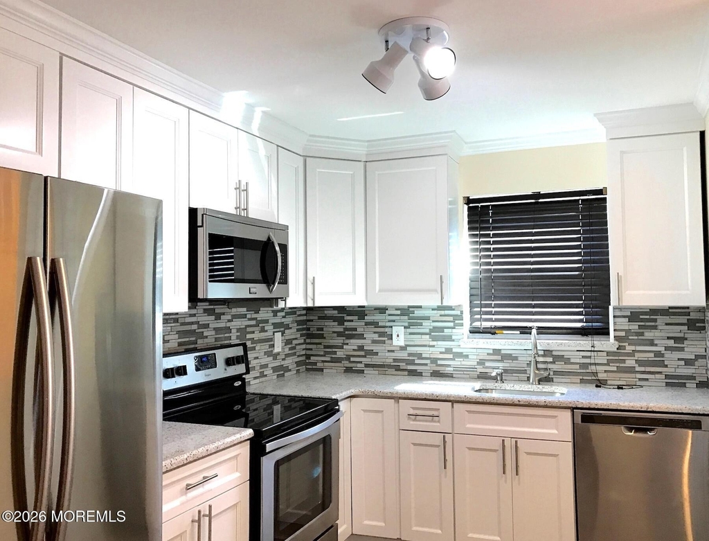 65 Cedar Avenue - Photo 4