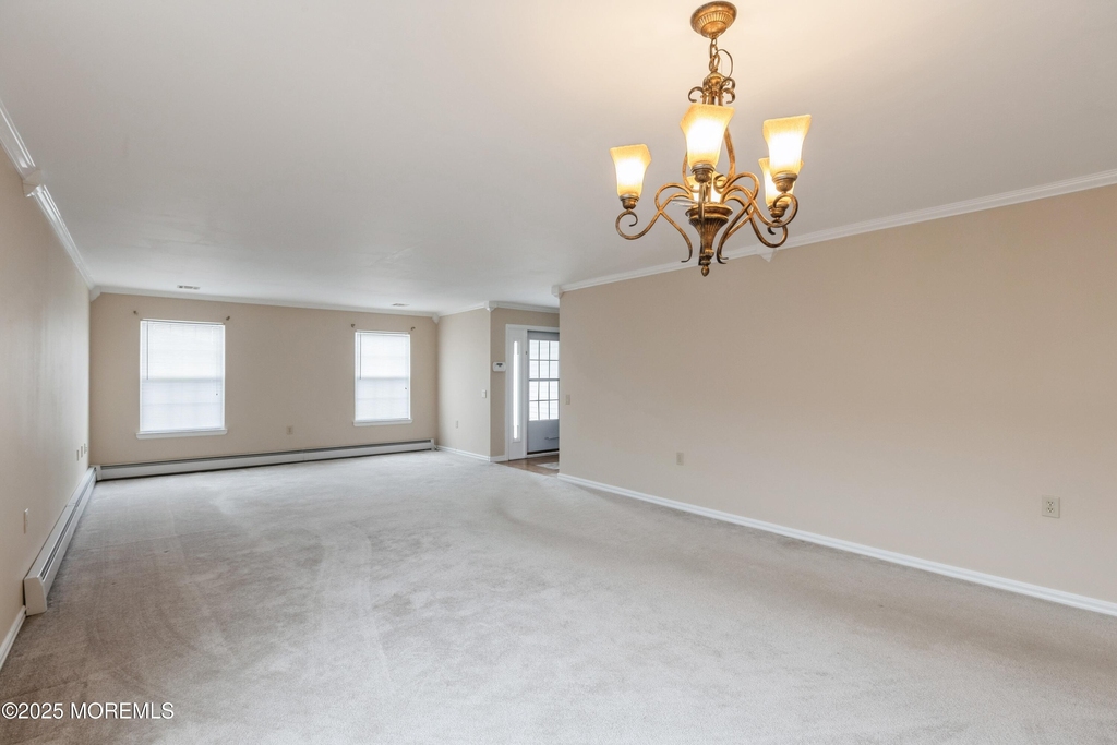 43 Stockport Drive - Photo 2