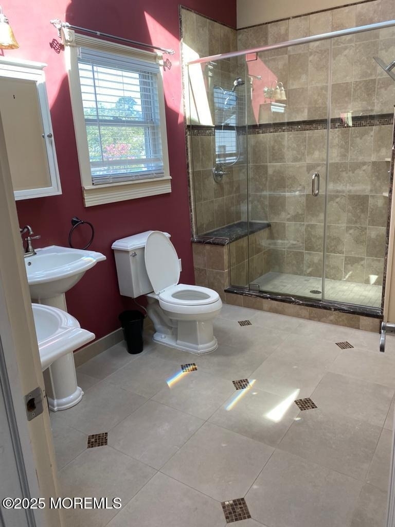 327 Roosevelt Avenue - Photo 10