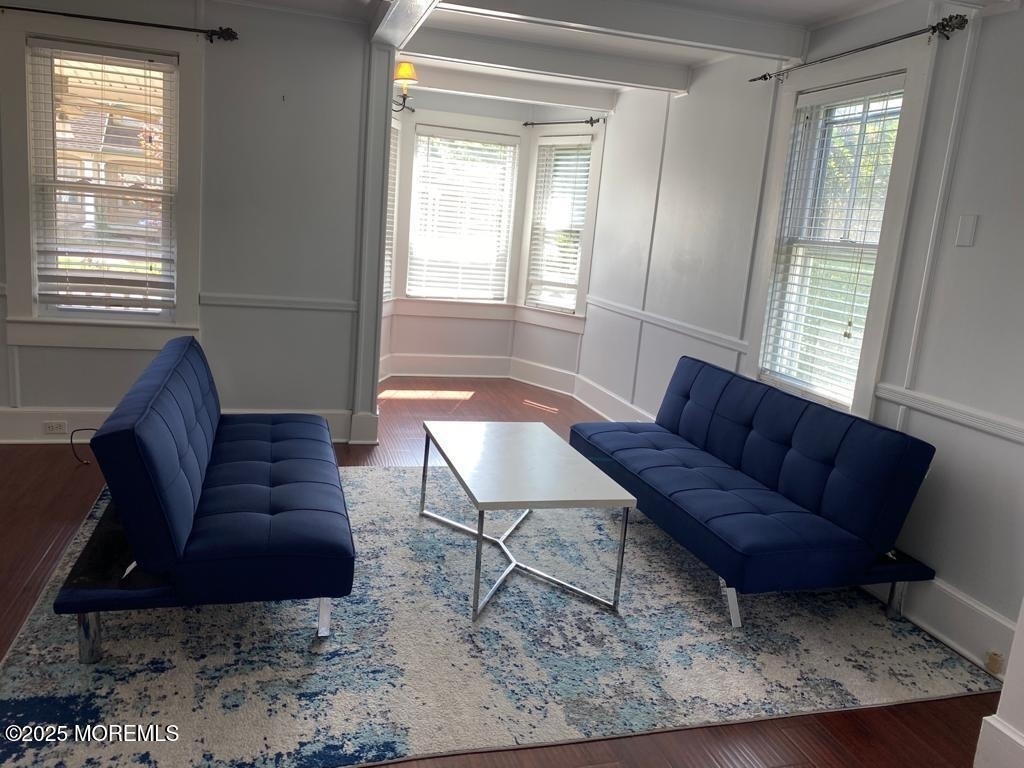 327 Roosevelt Avenue - Photo 3