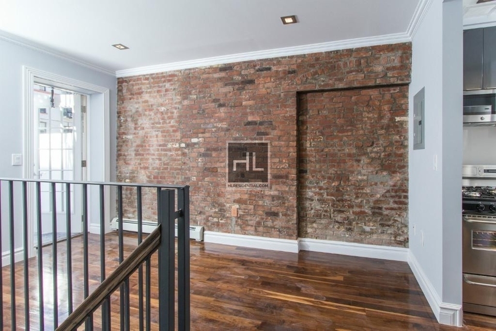 Ridge Street - Photo 5