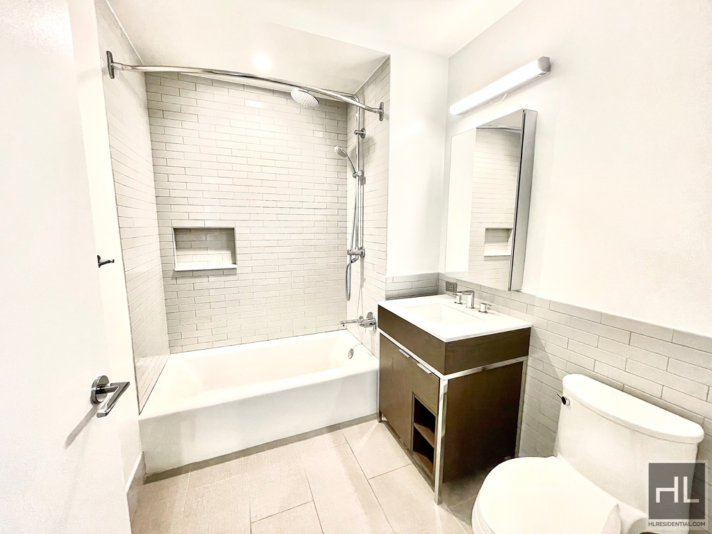 East 39th Street - Photo 3