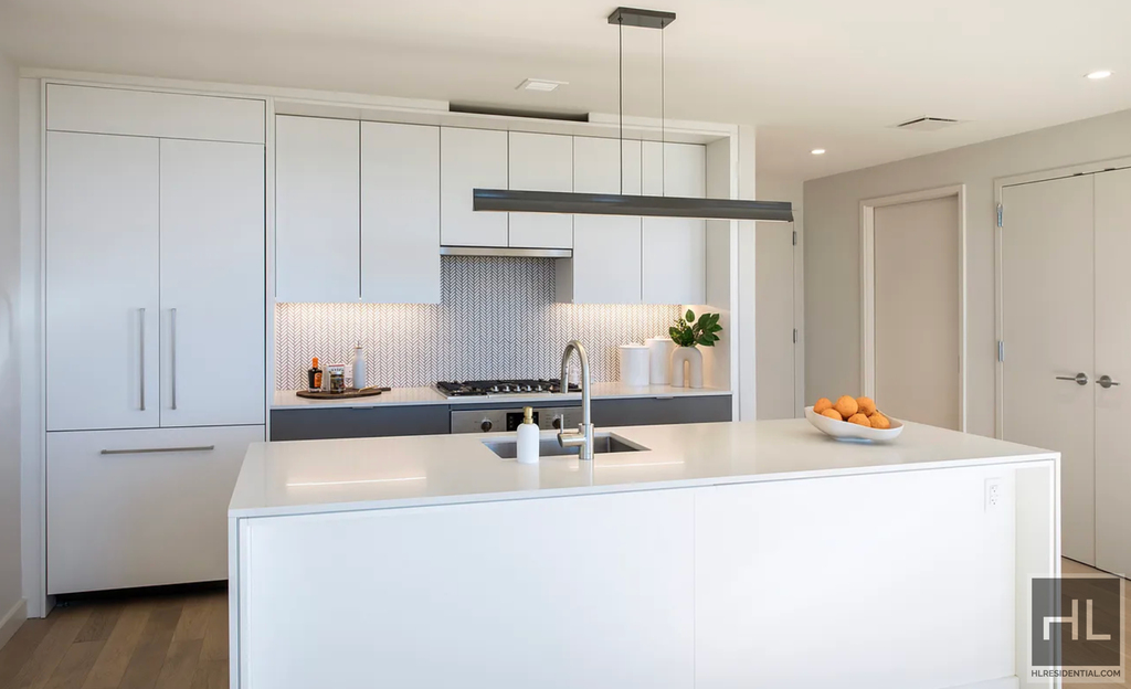 West 28th Street - Photo 1