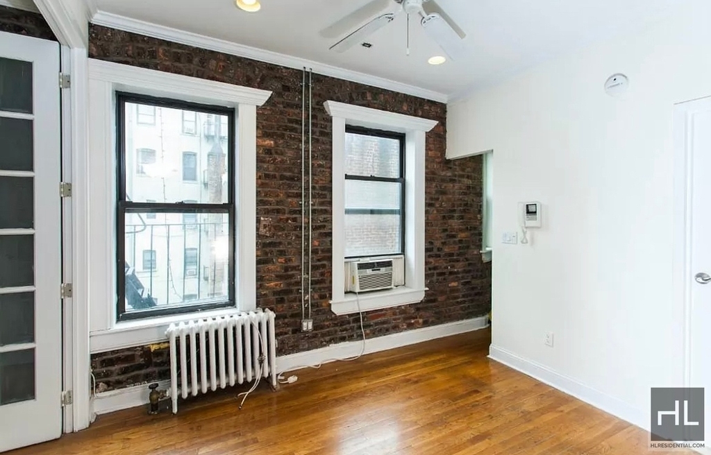 East 13th Street - Photo 2
