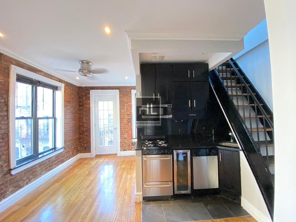 E 13th St. - Photo 2