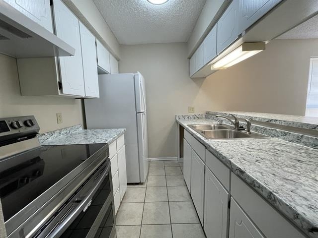 2508 Lido Lane - Photo 2