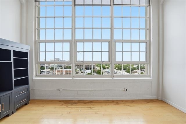 2600 W 7 Th Street - Photo 0