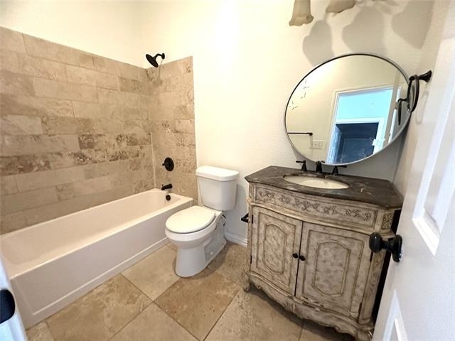 813 Essex Drive - Photo 10