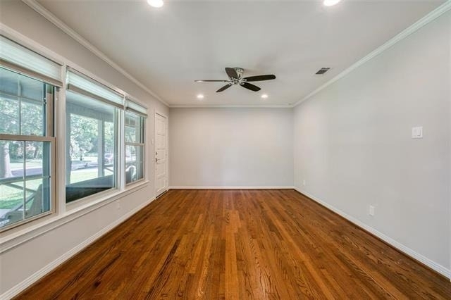 9208 San Fernando Way - Photo 2