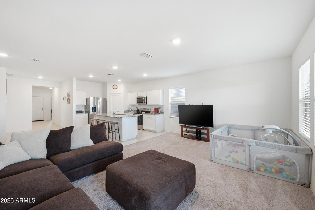 2022 E New Bonnet Lane - Photo 4