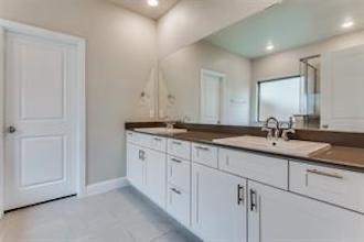 921 Waterview Drive - Photo 16